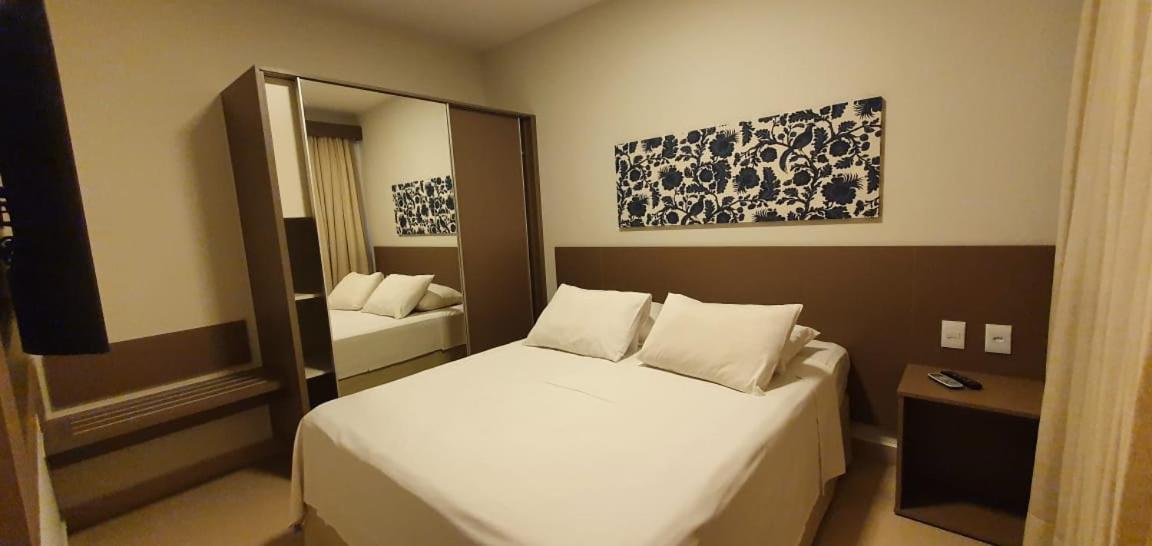Park Veredas Flat 322 Apartment *